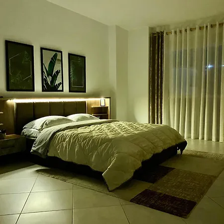 Center Comfy Apartment