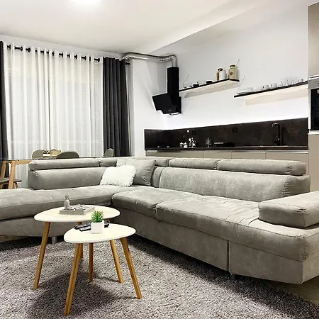 Center Comfy