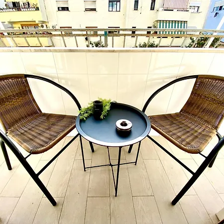 Center Comfy Apartment Durres
