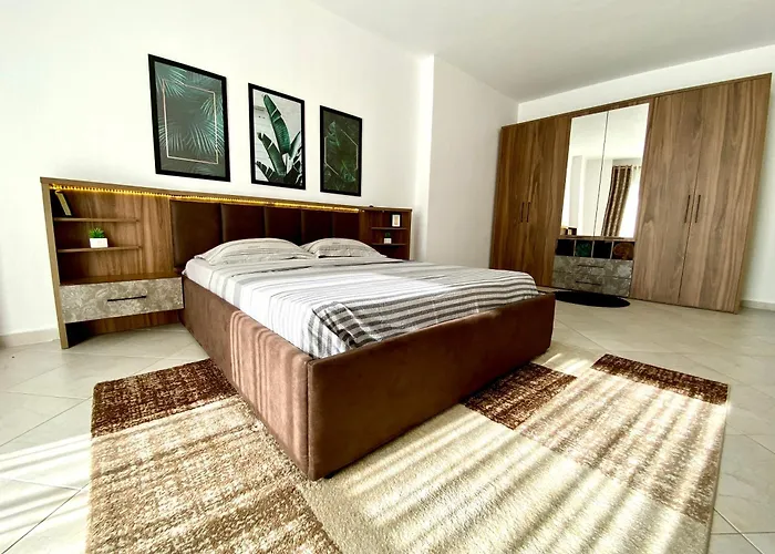 Center Comfy