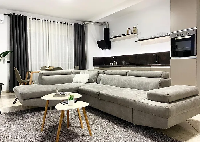 Center Comfy