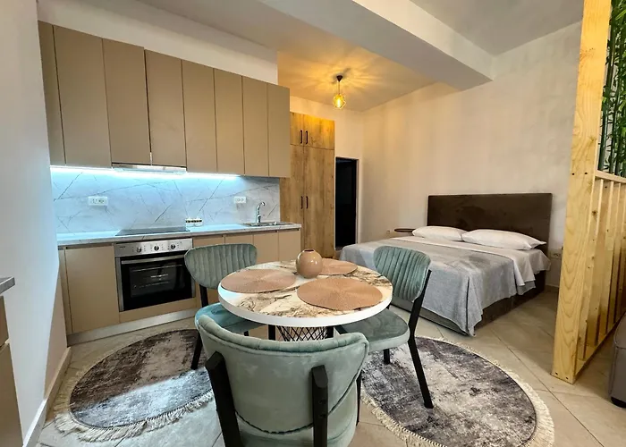 Center Comfy Apartment *