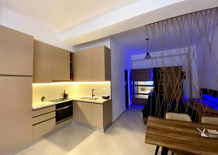Center Comfy Apartment Durres