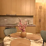 Center Comfy