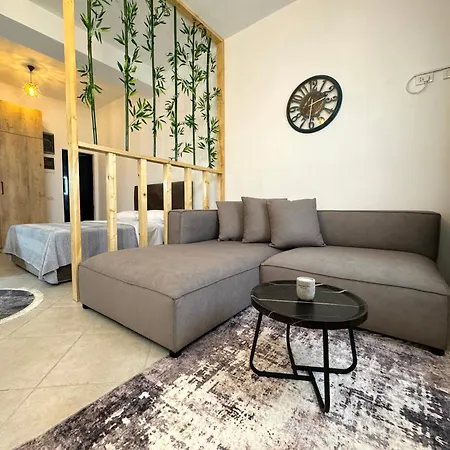 Center Comfy Дуррес
