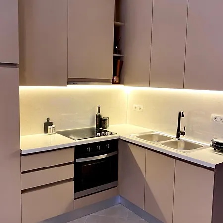 5 New Comfy Apartment